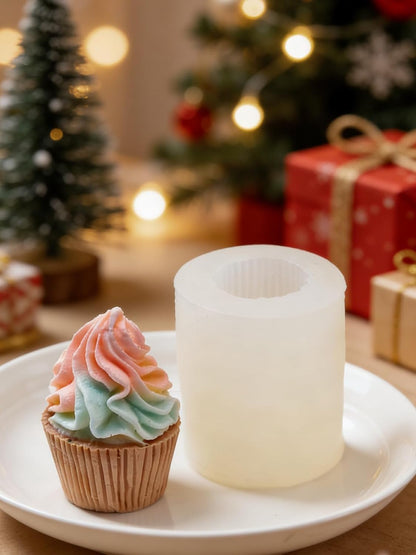 Cupcake Silicone Mold, 2 Pieces Ice-Cream Cupcake Resin Candle Mold Cupcake Shape Cake Mould for Wedding Birthday Party Decor Soap Epoxy Casting DIY Crafts Chocolate Fondant(Ice Cream Cup)